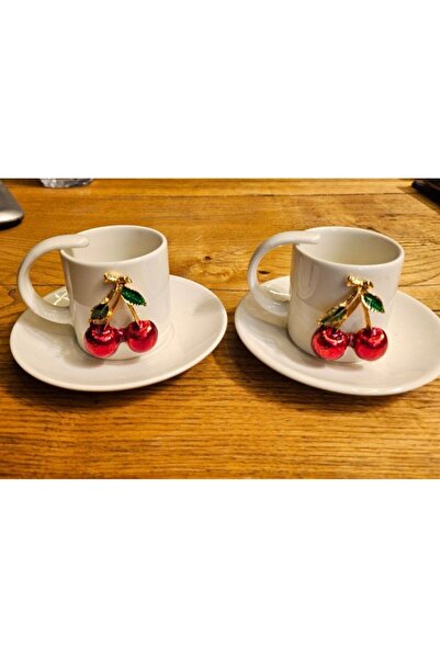GİTTİGİTTİ White Coffee Cup with Cherry Embossed