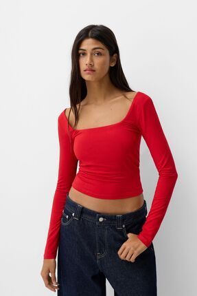 Bershka Uzun kollu kare yaka t shirt Fiyat Yorumlar Trendyol