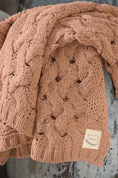 Miespiga Serenita Single Knitwear TV Blanket - Sofa Shawl with Hair Knit Detail