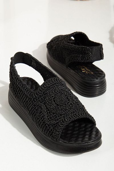 Mc vay Shoes Black Patterned - Stylish Women's Orthopedic Sandals with Rubber Detail