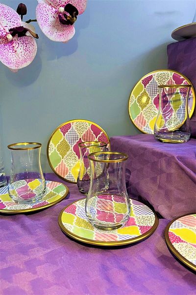 DECOSTYLE 12 Piece Patterned Matte Gold Tea Set with Ceramic Plate