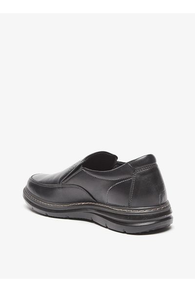 Le Confort Solid Slip-On Loafers