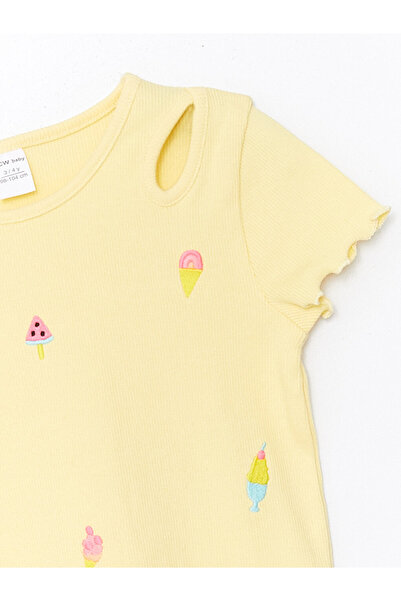 LC Waikiki Koszulka z krótkim rękawem i okrągłym dekoltem dla dziewczynki z nadrukiem