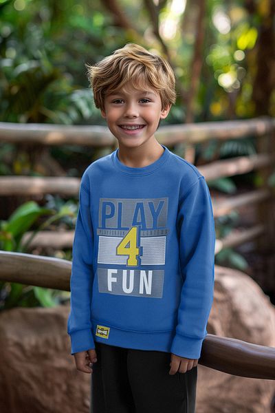 TRENDYOLKIDS Boy's Indigo Seasonal Sweatshirt - Thin Slogan Pattern, Knitted Tkdaw25sw00007