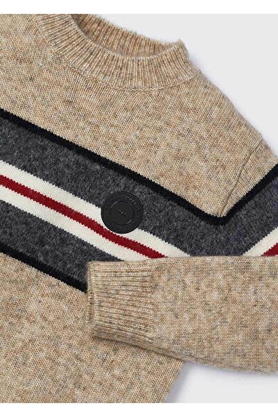 MAYORAL ALMENDRA V KAZAK