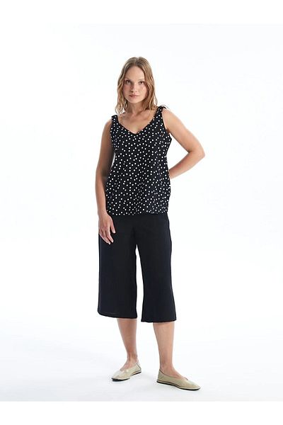 LC Waikiki LCWAIKIKI Classic - Women's Comfortable Fit Elastic Waist Capri
