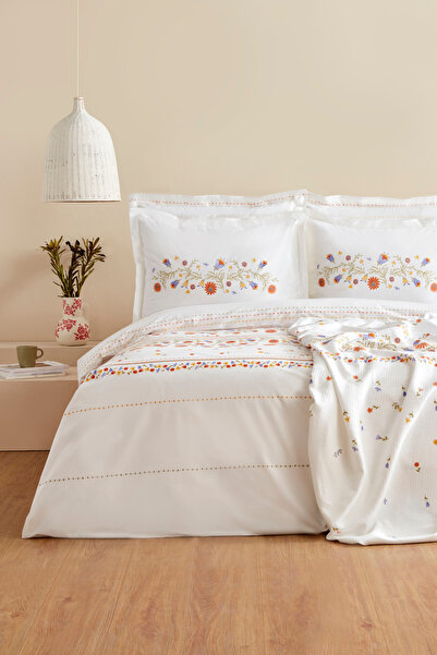 Karaca Home Clarice %100 Pamuk Çift Kişilik Nevresim Pike Takımı Multicolor