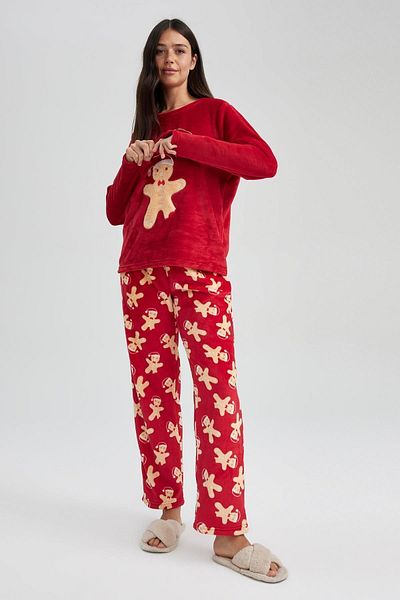 DeFacto Fleece-Pyjama-Set mit Neujahrsmotiv – dehnbar, langärmlig, taillierter langer Boden A3369ax23wn