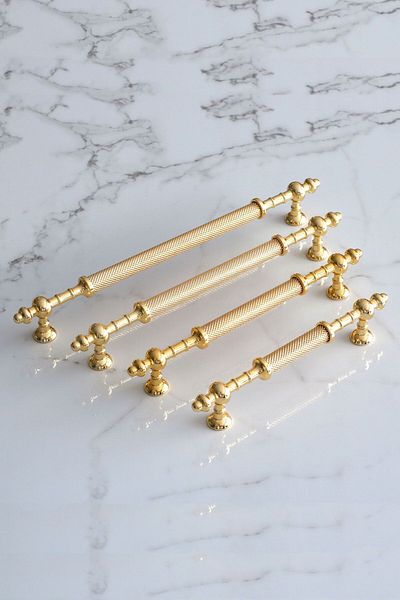Badem10 Lemn de molid Aur Aur Metal 224 Mm-22,4 Cm Mobilier Bucătărie Sertar Dulap Dulap Mâner Mâner