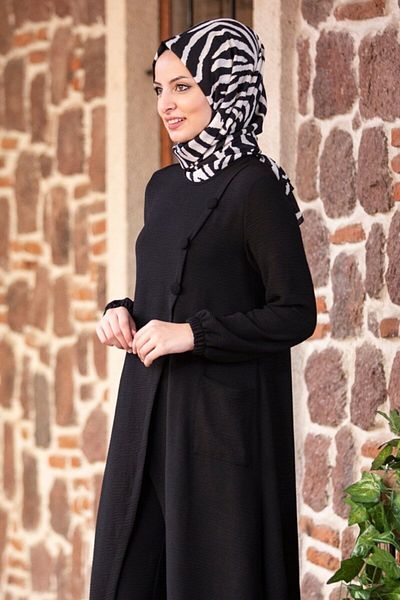 Fashion Showcase Women's Black Aerobin Fabric Hijab Top and Bottom Set