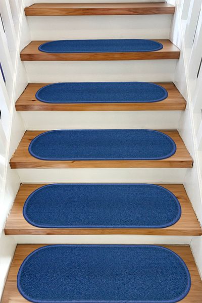 Stepmat Navy Blue 16-Piece Economical Capsule Curl Step and Stair Mat