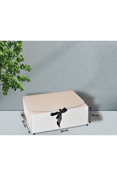 BAŞAK Beyaz Hediye Kutusu Kurdeleli
