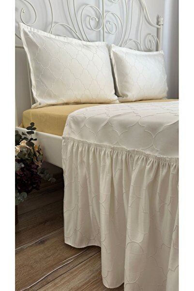 Decamor home Ecru Satin 3 Piece Bedspread Set - Double