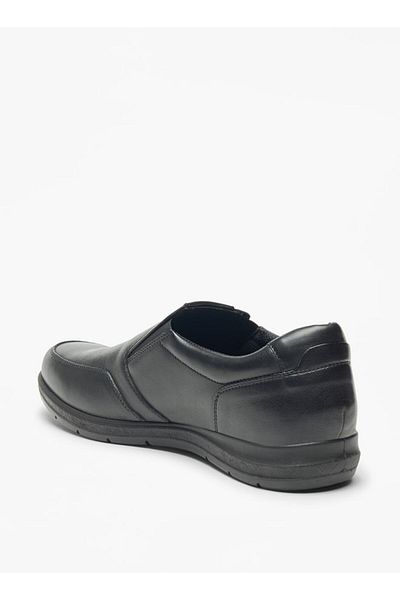 Le Confort Solid Slip-On Loafers with Perforated Detail