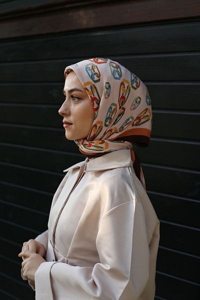 Akel Ring Patterned Pleated Scarf