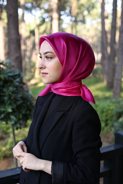 Akel Απλό Κρυστάλλινο Κασκόλ Hijab Μέγεθος 95 x 95 cm