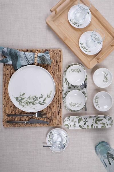 Eren Çini Seramiği 32 Piece Leaf Patterned Porcelain Breakfast Set
