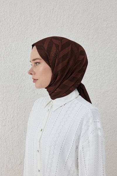 VALOR Light Brown - Jacquard Patterned Shawl