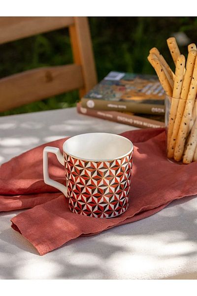 LC Waikiki 360 Ml Geometric Patterned Porcelain Mug