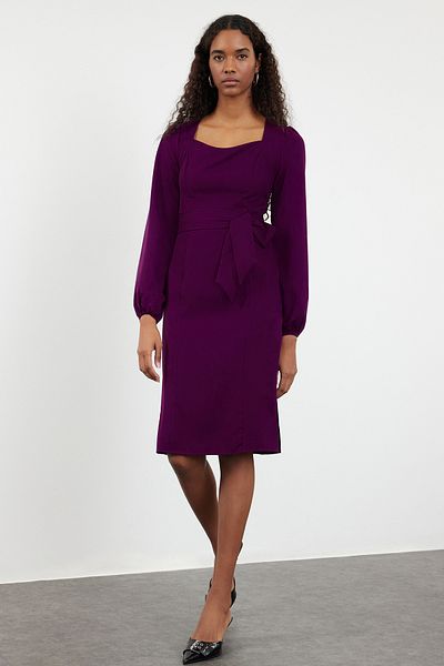 Trendyol Collection Rochie țesătă midi, mov, cu centură, îmbrățișată pe corp TWOAW23EL00895