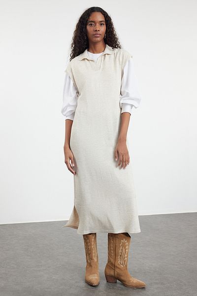 Trendyol Modest Langes Strickpulloverkleid - Stein TCTAW25UV00007