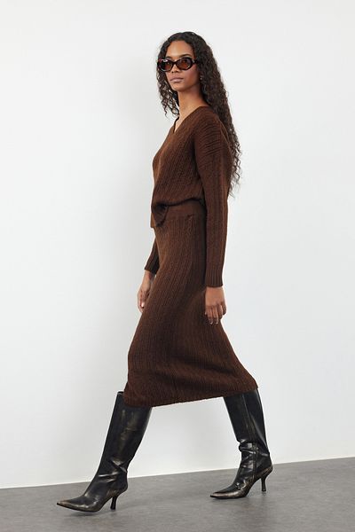 Trendyol Collection Hajkötő és kötöttáru szett - barna gyapjú, felső és alsó készlet TWOAW25AU00002