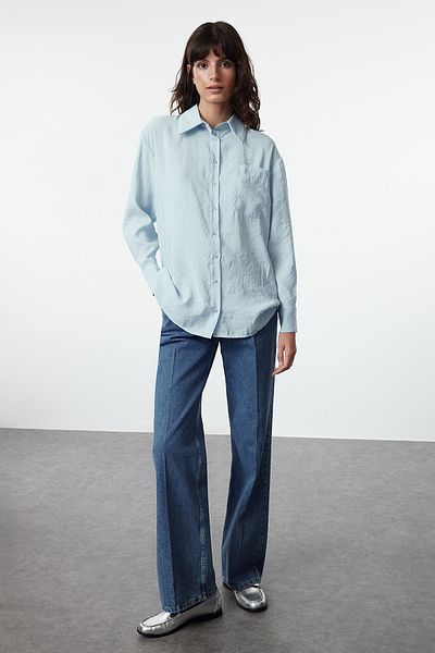 Trendyol Modest Hellblaues Tencel-Hemd - TCTSS24TG00078