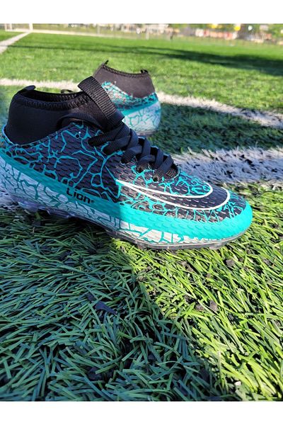 Lion High Quality Crampon Football Shoes for Artificial Grass and Grass Field Use - with Socks