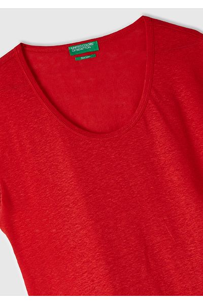 United Colors of Benetton Women's Red 100% Linen Comfortable Fit Wide Crew Neck Sleeveless T-Shirt