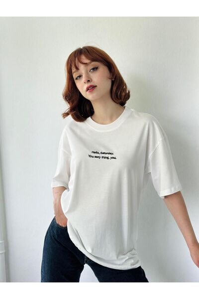 Retrobird Унісекс Екрю Оверсайз Футболка - З вишивкою Saturday