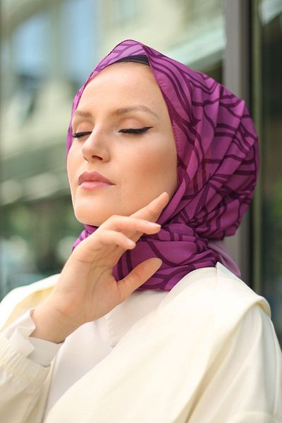 Stella Leaf Pattern Chiffon Shawl Fuchsia
