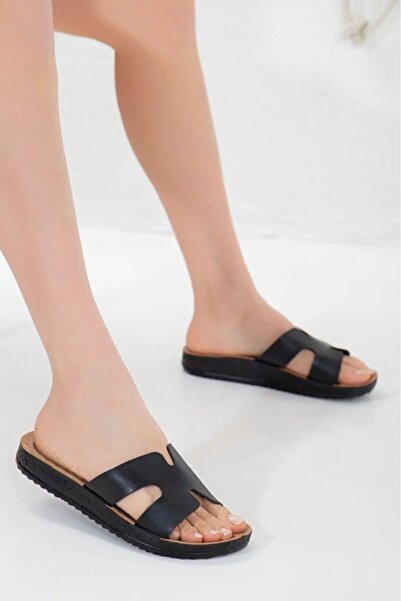 BERCHILL Παντόφλες παραλίας Summer House Street