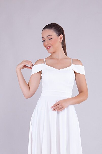 bayansepeti Atlas Kumaş Yaka Ve Omuz Detaylı Ince Askı Tasarım Maxi Beyaz Abiye Elbise 262