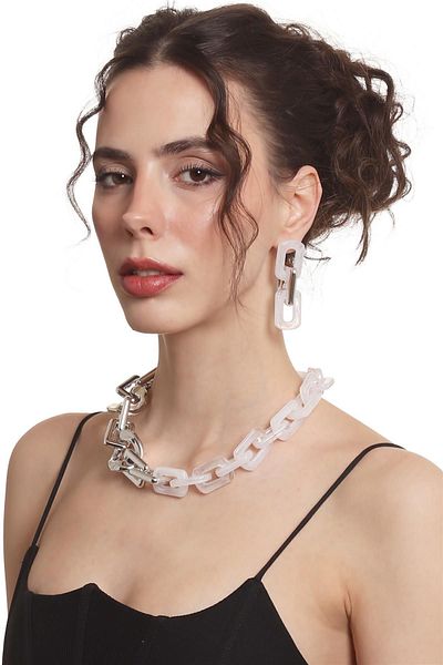 LABALABA Women's Thick Chain Form White & Silver Color Acrylic Design Necklace & Earring Set