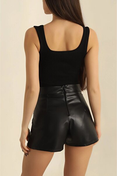 Modark Crop cu guler pătrat - Lycra și mânecă zero