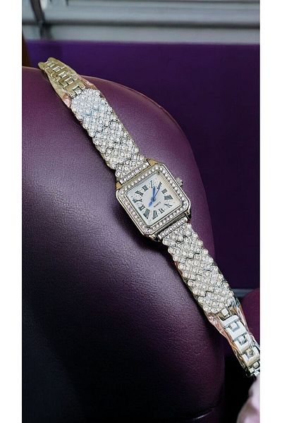 pullmarkt Stone Detailed Women's Wristwatch