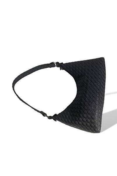 YMZBAG حقيبة كتف أنثراسايت منقوشة