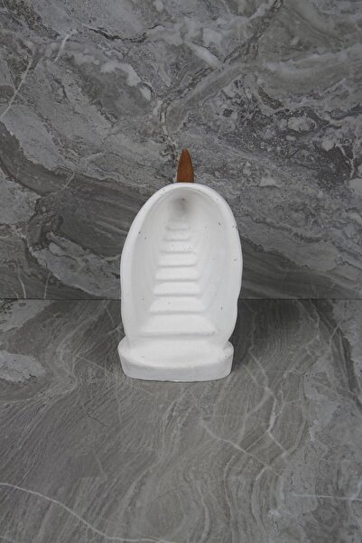 betonmall Merdiven Tasarımlı Geri Akışlı Boyanabilir Beton Tütsülük