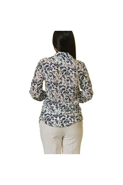 Exve Exclusive Біла жіноча сорочка з синім візерунком