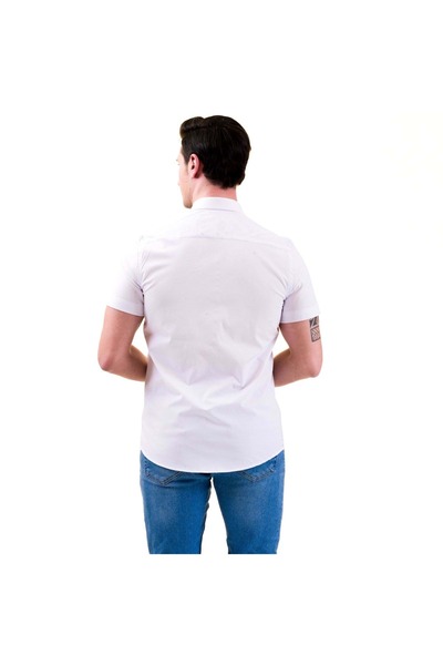 Exve Exclusive Cămașă albă din bumbac, cu mânecă scurtă, cu model cachetar, în interiorul gulerului și cu plăcuță la piept