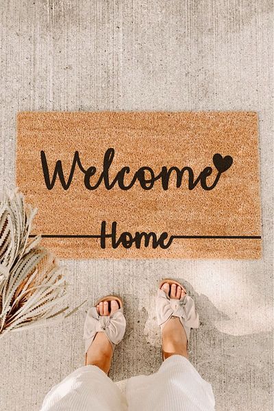 Paspas Yap Black Striped Heart Mat - Welcome Home
