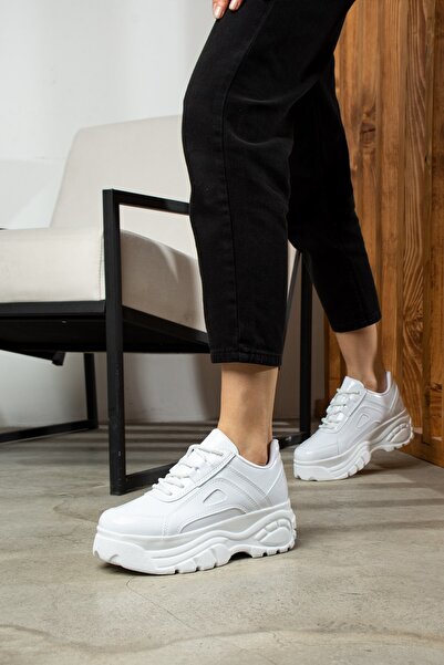 İmerShoes Günlük Kadın Beyaz Rugan Sneaker Desenli Hafif Yüksek Taban Bağcıklı Spor Ayakkabı 001