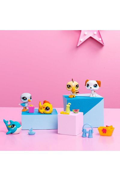 Littlest Pet Shop LPS Minis - Littlest Pet Shop Holiday Themed 5-Piece Figure Set