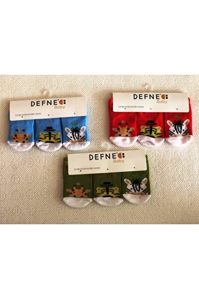 Defne عبوة من 3 جوارب للأولاد الصغار 0-3 أشهر باللون الأحمر