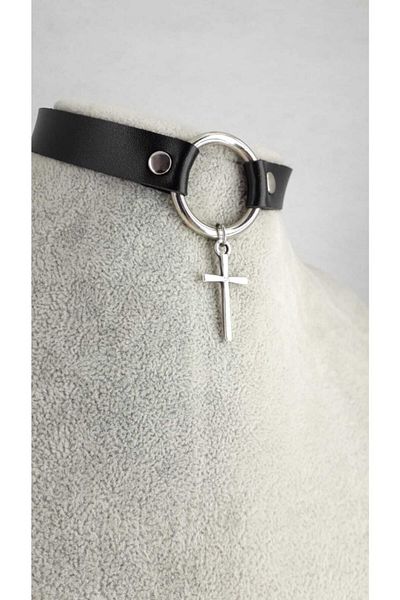 Fugusugu Gothic Thin Cross Choker