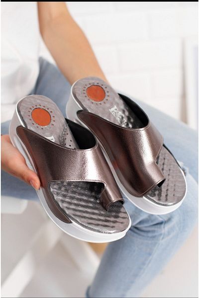 Prestij Air Max Sole Orthopedic Platinum Flip Flops