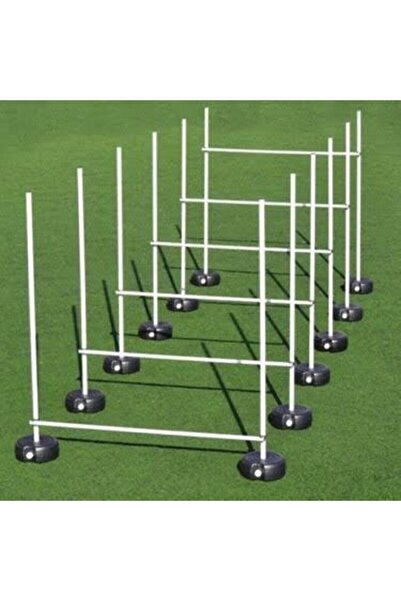 Leyaton Slalom Takımı Boş Futbol Antrenman Slalom Takımı