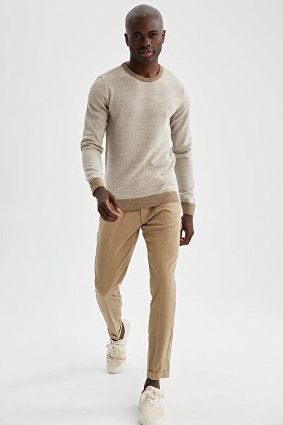 DeFacto Slim Fit Bisiklet Yaka Yamalı Kol Detaylı Triko Kazak