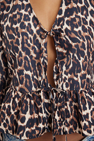 Trendyol Collection Többszínű állati leopárdmintás kötés, részletes, normál, szabású szőtt ing TWOAW25GO00087