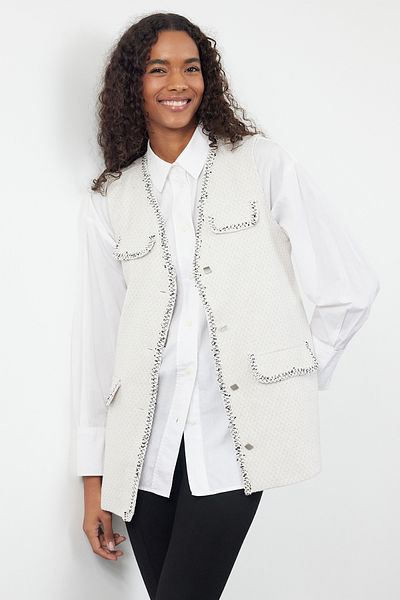 Trendyol Modest Tweed Ecru Woven Vest - Detail potrubí, TCTSS24YL00012